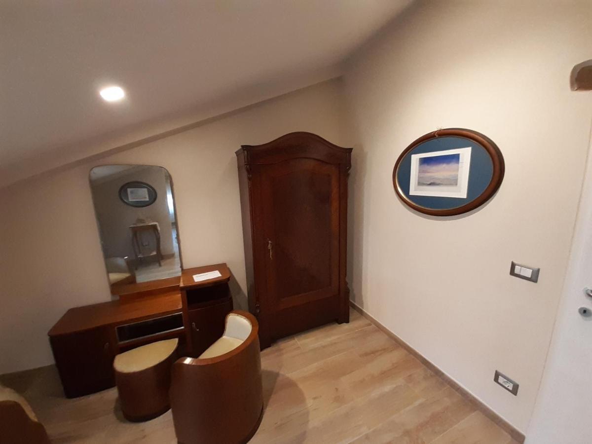 La Rosa Di Francesco Inn Valfabbrica Exteriér fotografie
